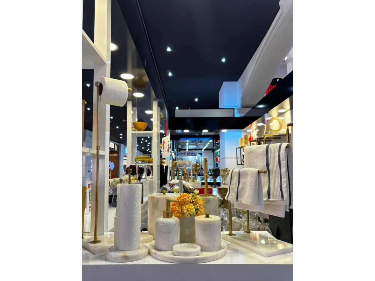 10 PARÇA BEYAZ MERMER KLASİK MODEL BANYO SETİ