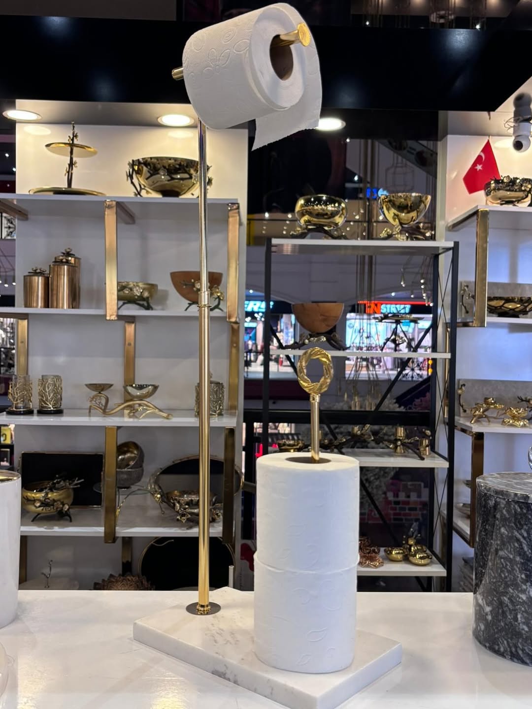 HAVLULUKLAR - Pietro Di'Marble